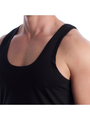 Q-en Unterhemd in Black