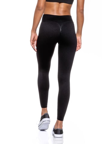 Stark Soul® Sportleggings Scrunch in schwarz