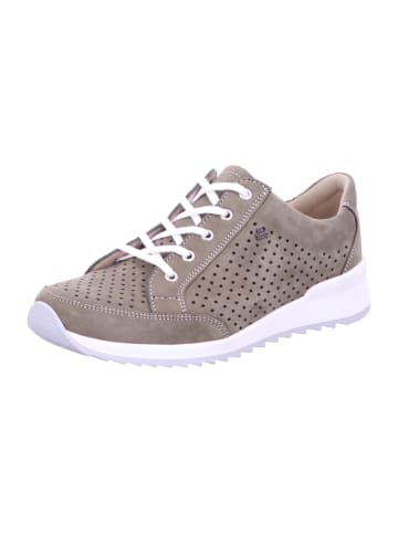 Finn Comfort Sneaker in grün