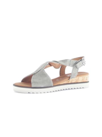 Gabor Plateau Sandalen in grün