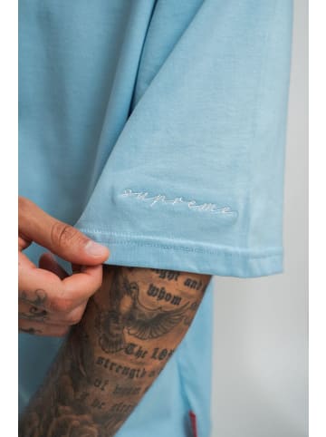 DADA Oversize T Shirt mit Frontstickerei und Ärmelstick in Blau