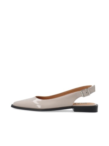 Bianco Slingbacks in Nougat
