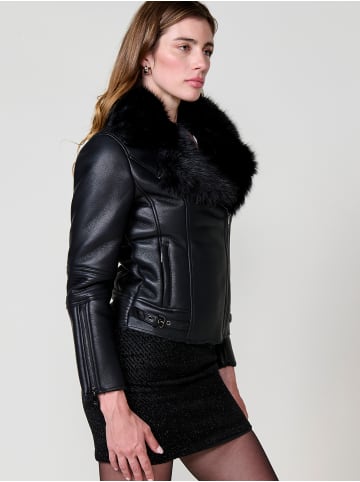 KOROSHI Damenjacke mit Fell am Kragen in SCHWARZ
