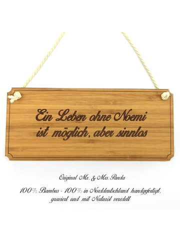 Mr. & Mrs. Panda Wegweiser Noemi mit Spruch in Keine Angabe