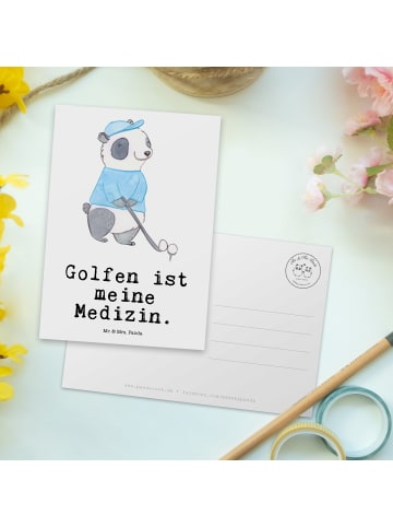 Mr. & Mrs. Panda Postkarte Panda Golfen mit Spruch in Weiß