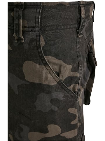 Brandit Cargo Shorts in darkcamo