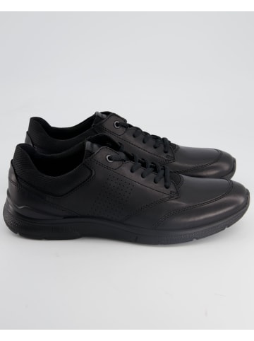 Sportliche Schnürschuhe in Schwarz