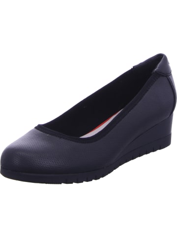 s.Oliver Ballerinas in BLACK