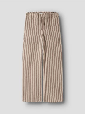 name it Hose in Sepia1