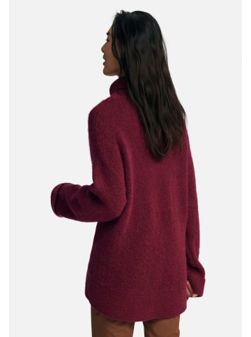 St.Emile Rollkragenpullover im Oversized-Style in MAGENTA