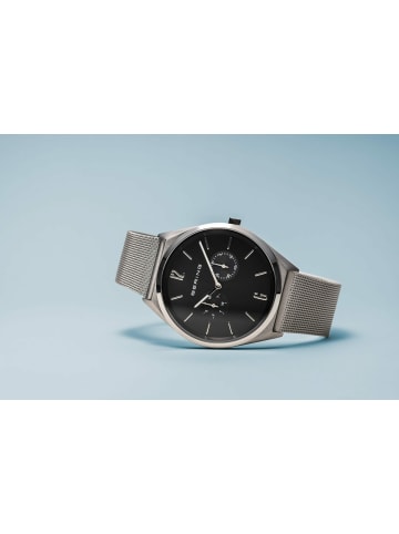 Bering Analoguhr für Erwachsene in Schwarz