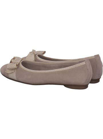 Paul Green Ballerinas in beige