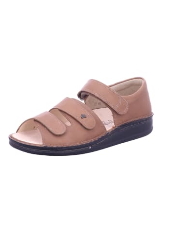 Finn Comfort Sandale in braun