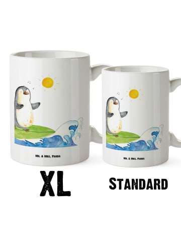 Mr. & Mrs. Panda Große Kaffeetasse Pinguin Surfer ohne Spruch in Weiß