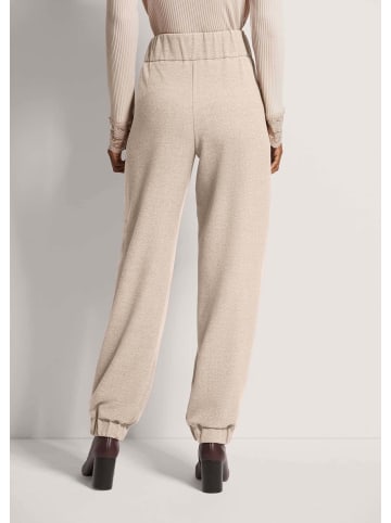 MADELEINE Lässige Damenhose mit Gürtel und Gummisaum in perlweiß