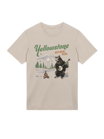 F4NT4STIC T-Shirt US National Parks Yellowstone Bear Playing Banjo in sand