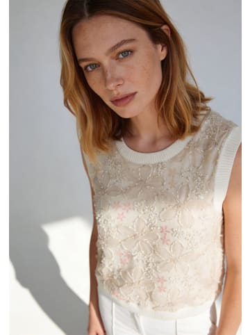More & More kurzes, edel besticktes Stricktop in off white