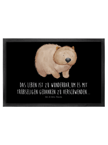 Mr. & Mrs. Panda Matte Wombat mit Spruch in Schwarz