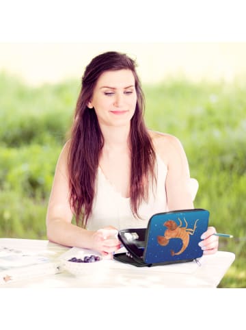 Mr. & Mrs. Panda Federtasche Sternzeichen Skorpion ohne Spruch in Sternenhimmel Blau