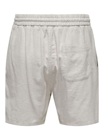 ONLY & SONS Shorts in Cloud Dancer