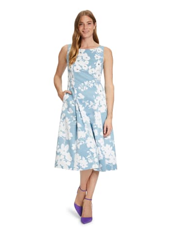 Vera Mont Cocktailkleid mit Blumenprint in Light Blue/White