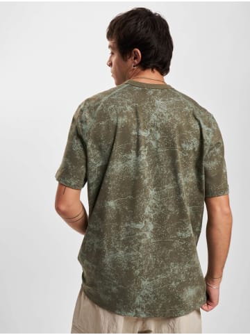 Adidas originals Adidas originals adidas Originals Adv Graphic T-Shirt in olive