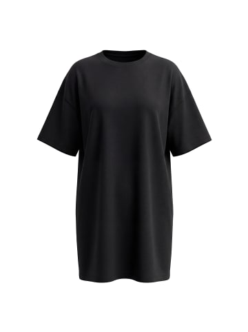 faina Women T-Shirt in Black