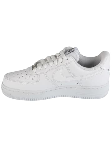 Nike Nike Air Force 1 07 in Weiß