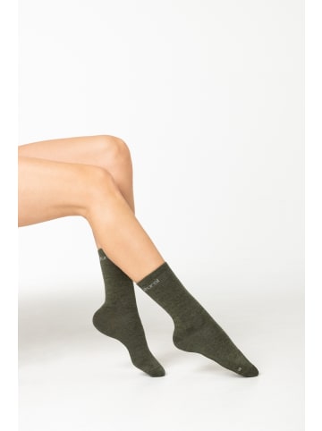 super.natural Merino Socken in oliv