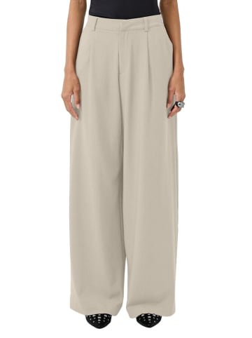 Q/S designed by Hose in Beige