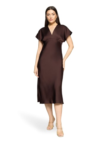 Vera Mont Abendkleid mit V-Ausschnitt in rostbraun