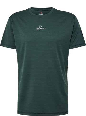 Newline T-Shirt S/S Nwlbeat Poly Tee in DARKEST SPRUCE