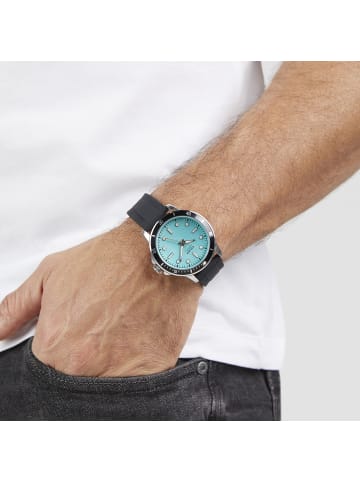 s.Oliver Armbanduhr Sportlich und Schick in schwarz