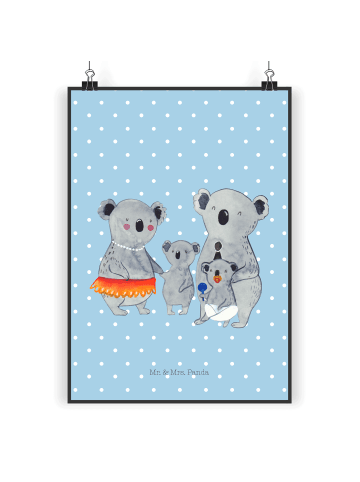 Mr. & Mrs. Panda Poster Koala Familie ohne Spruch in Blau Pastell