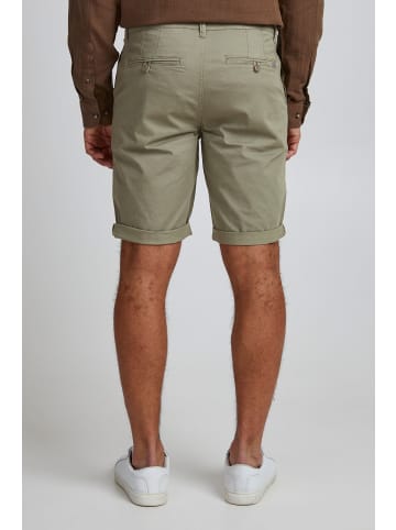 !SOLID Chinoshorts SDJim in Grün