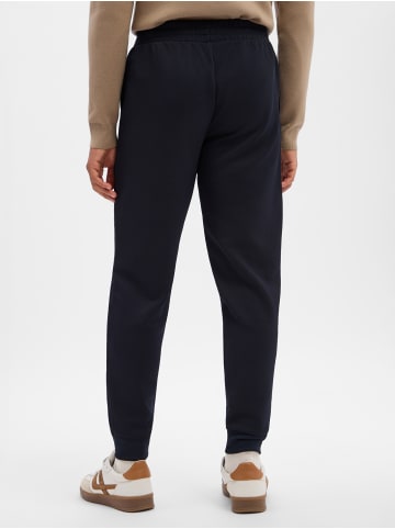 EA7 Hose in marine