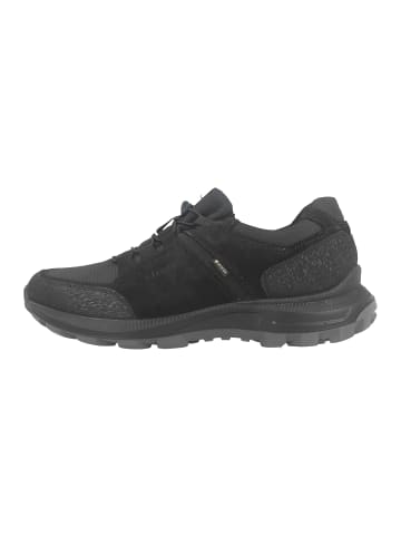 Fretz Men Sneaker in Schwarz