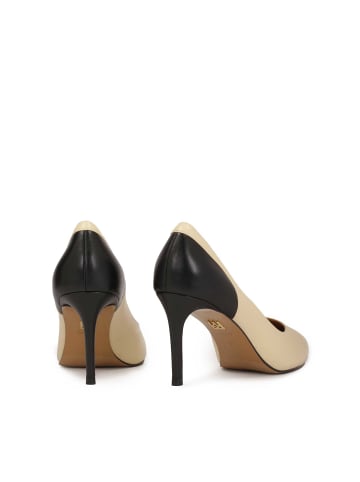 Kazar Pumps in Creme