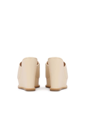 Kazar Slipper in Beige