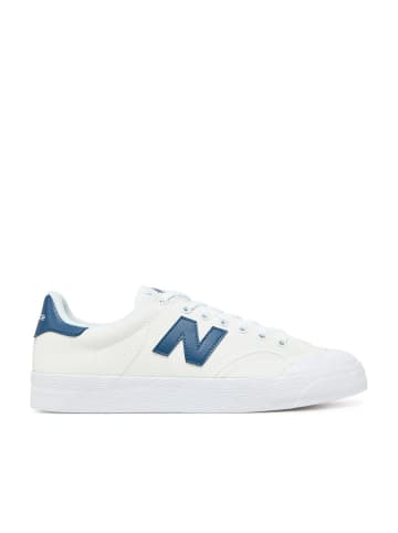 New Balance Sneaker BB100 in Weiß