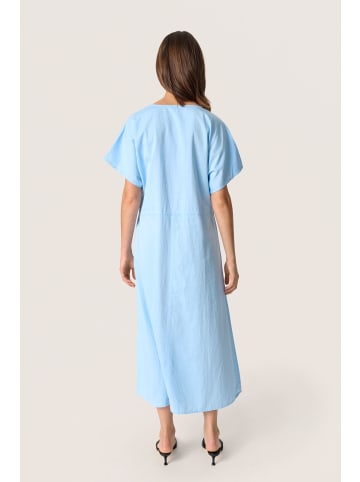 Soaked in Luxury Kleid SLBamone Gerade Passform in Vista Blue