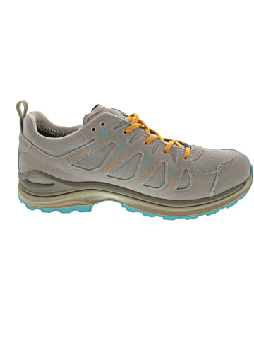 LOWA Wanderschuh Beige