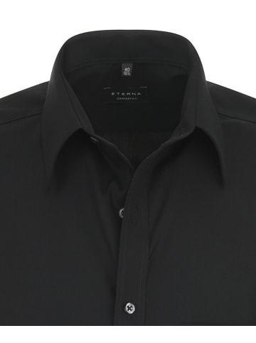 Eterna in schwarz