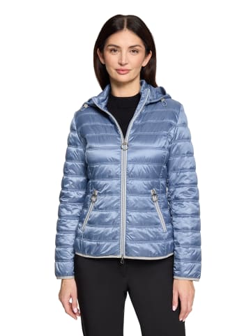 Betty Barclay Steppjacke mit abnehmbarer Kapuze in Stonewash
