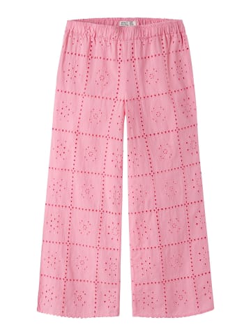 name it Hose in Pink Drink
