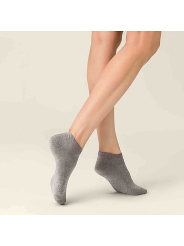 Kunert Sneakersocken Liz Plush druckfrei in Lichtgrau