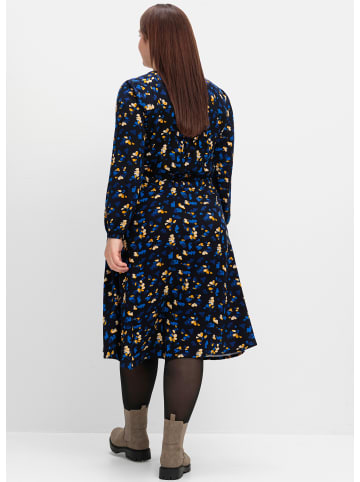 sheego Druckkleid in tiefblau-gemustert