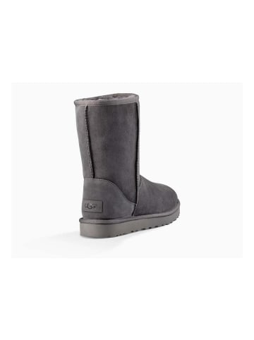 UGG Stiefel Classic in Grau
