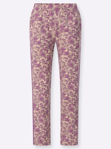 Sieh an! Freizeithose in sand-violett-bedruckt