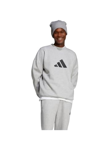 adidas Tonal Met Bean in Grau